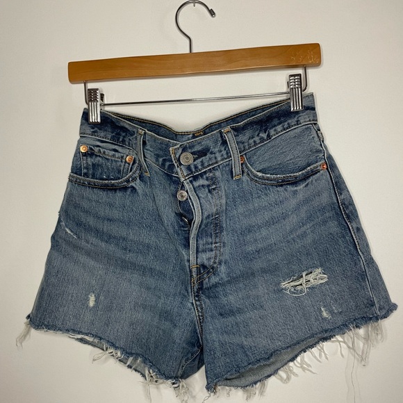 Levi's wedgie short size 29 - Picture 1 of 2